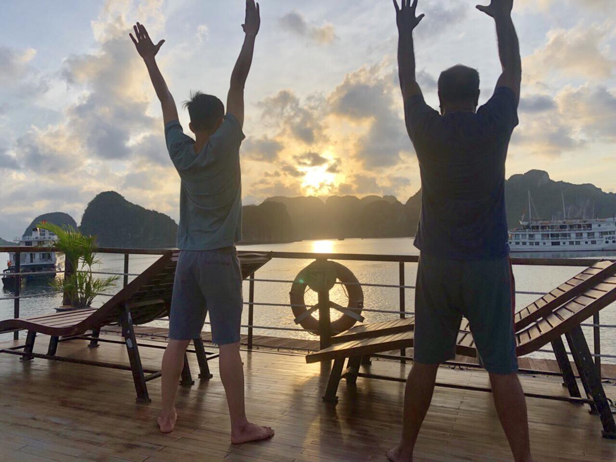 Halong Majestic Legend Cruise Hotel Ha Long Eksteriør billede
